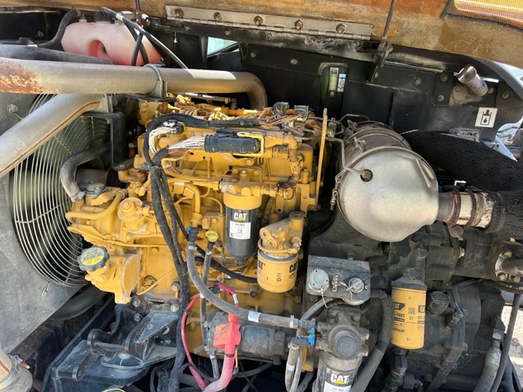 caterpillar-tl642c-image-19