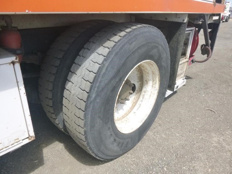 2007-international-durastar-4400-image-56