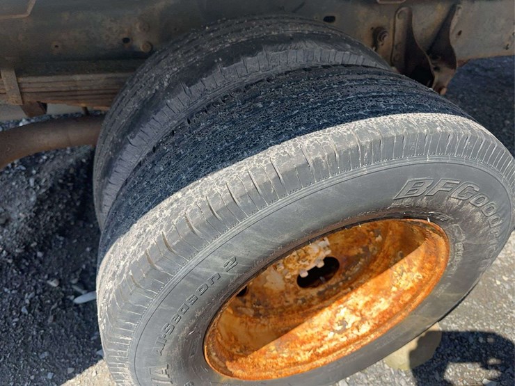 2019-ford-e450-image-10