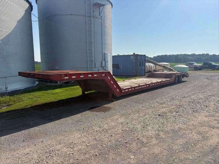 1978-lowboy-muva-trailer,-50ft,-12ft-neck,-22ft-well,-15ft-rear,-tandem-axle,-with-outriggers-image-4