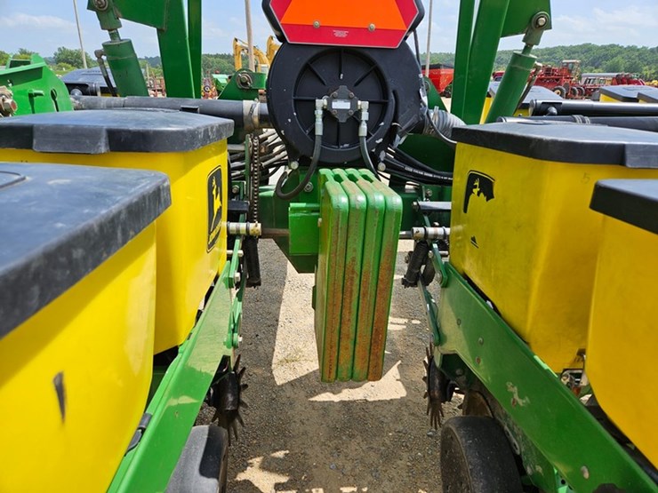 john-deere-1760-image-24