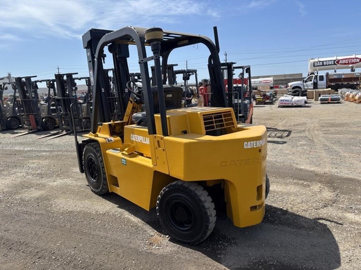 caterpillar-v80e-image-4