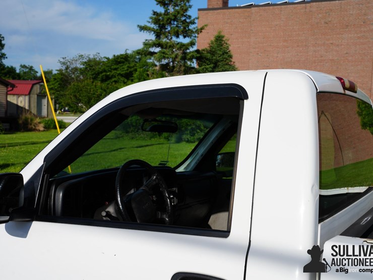 2002-gmc-sierra-1500-image-15