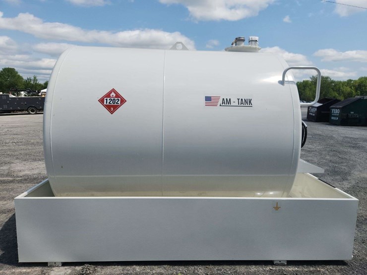 am-tank-fuel-tank-with-pump/nozzle-(2376-gallon/8995-litre)-image-3