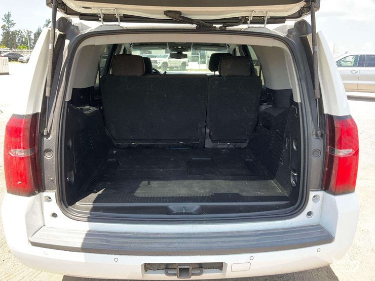2019-chevrolet-tahoe-image-22