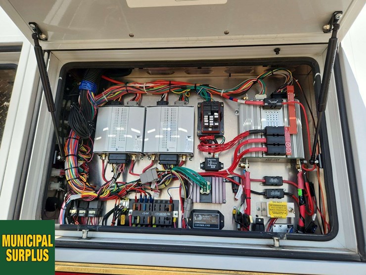 2017-ford-e450-image-26