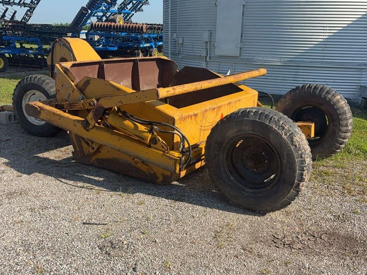 ashland-6-yard-dirt-scraper,-model-600d,-pull-type,-2-hyd-remotes,-s/n--15217-image-10