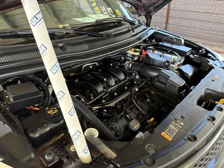 2013-ford-explorer-image-15