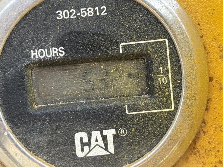 caterpillar-v80e-image-43