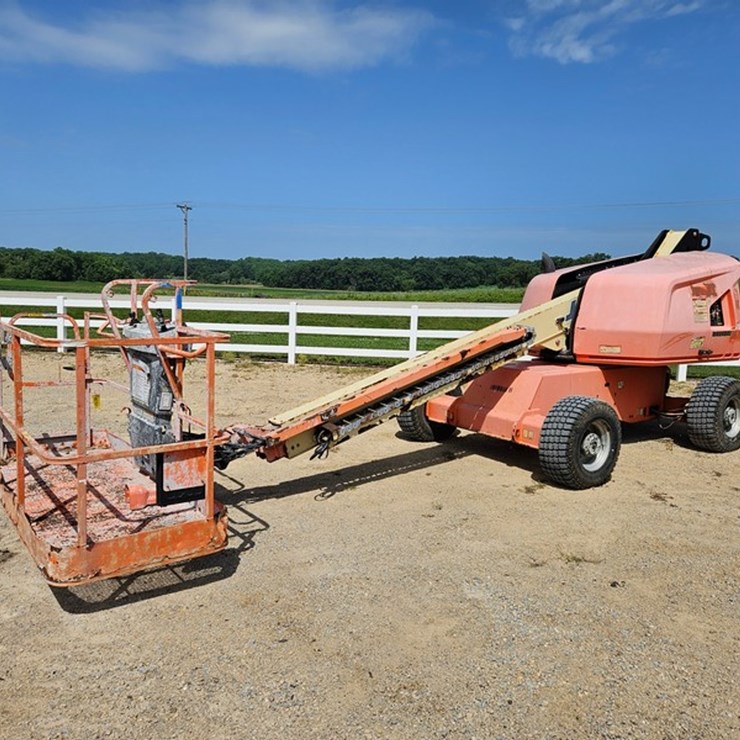 2015 JLG 400S