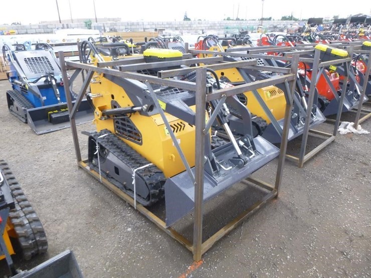 2026-zjg-zj-380-skid-steer-track-loader-image-2