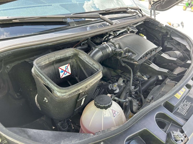 2021-mercedes-benz-sprinter-4500-image-9