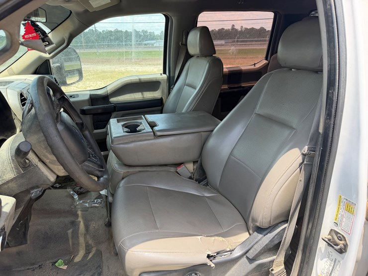 2019-ford-f250-image-13