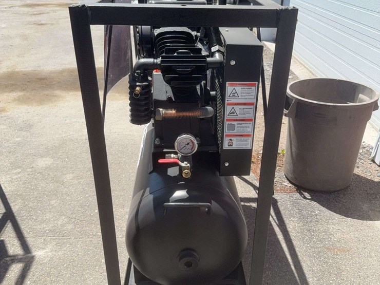 air-compressor---40-gallon-image-3