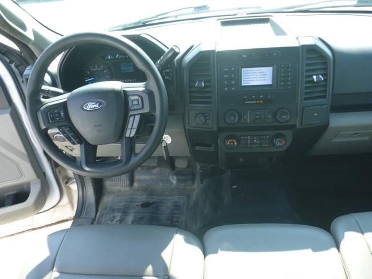 2020-ford-f150-image-9
