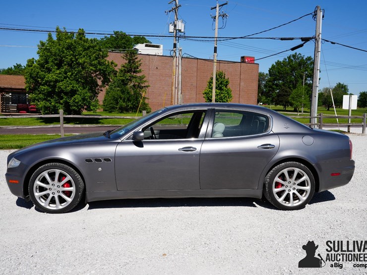 run-#43---2005-maserati-quattroporta-sedan-image-8