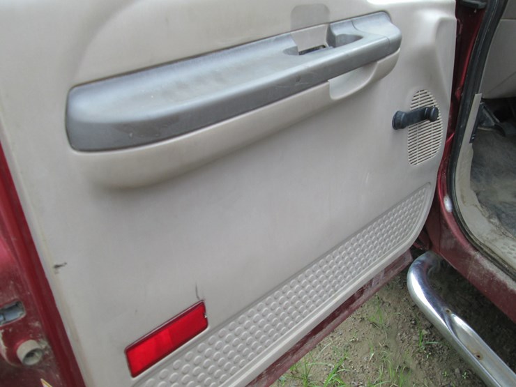 2002-ford-f250-image-26
