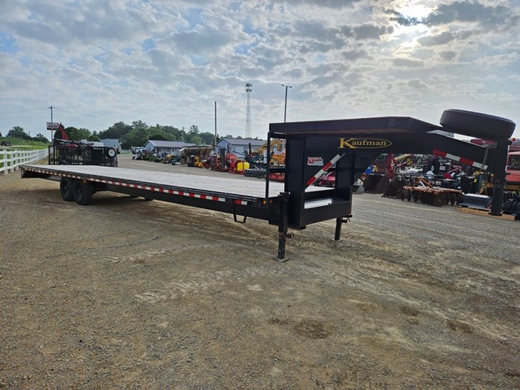 2019-kaufman-102"-image-7