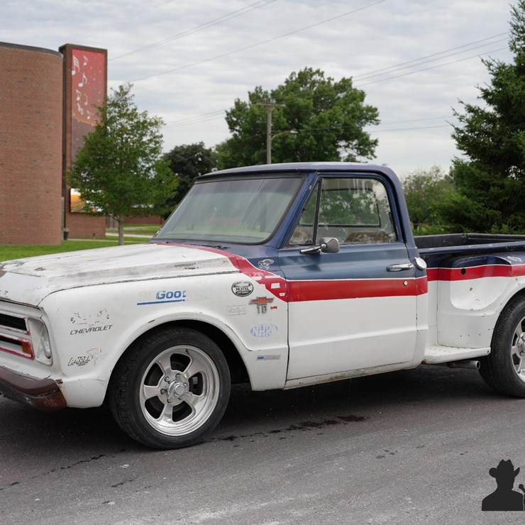 1967 CHEVROLET C10