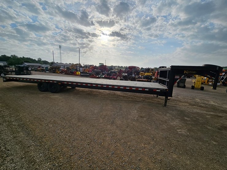 2019-kaufman-102"-image-6