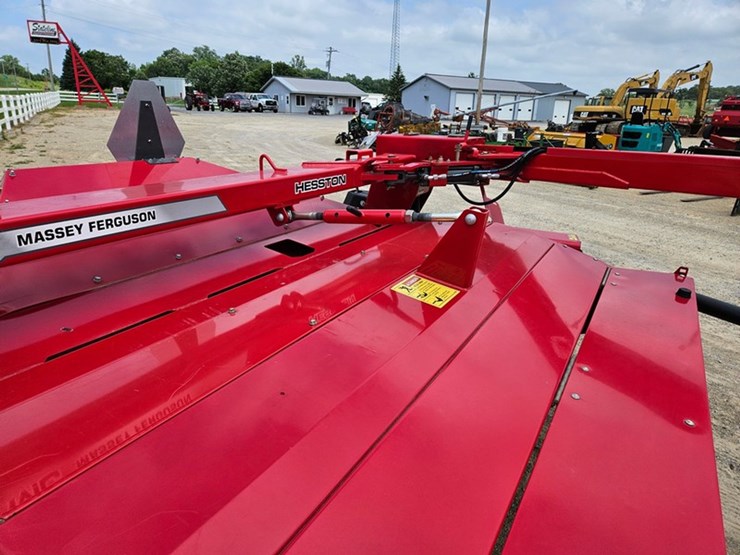 massey-ferguson-1359-image-17