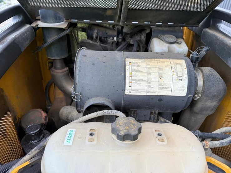 deere-333e-image-15