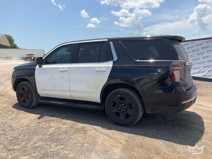 2021-chevrolet-tahoe-image-6