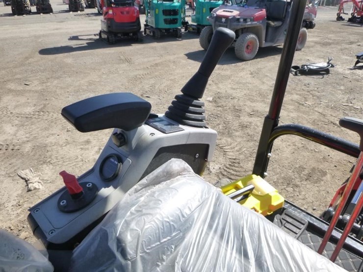 2026-tpm-20k-hydraulic-excavator-image-24
