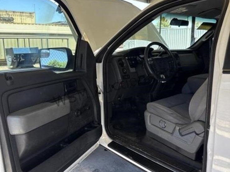 2014-ford-f150-image-23