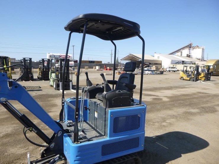 hydraulic-excavator-image-18
