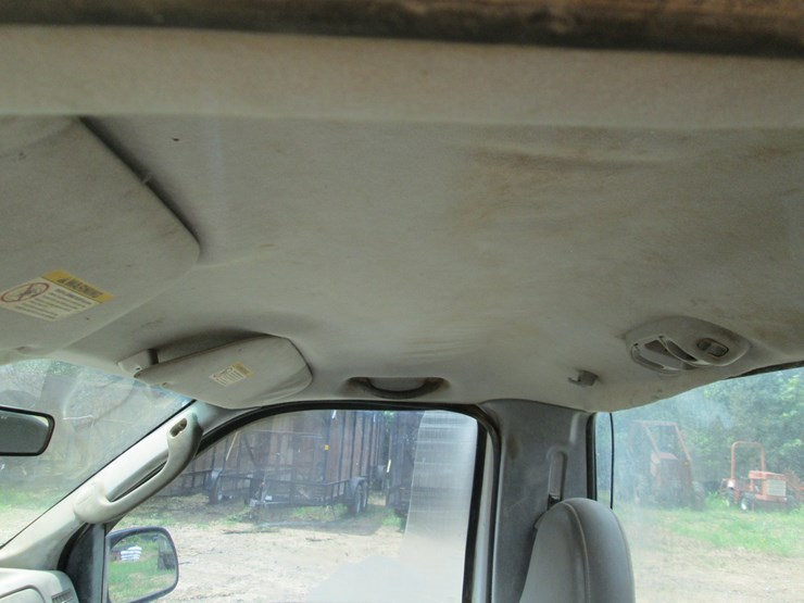 2004-ford-f250-image-25
