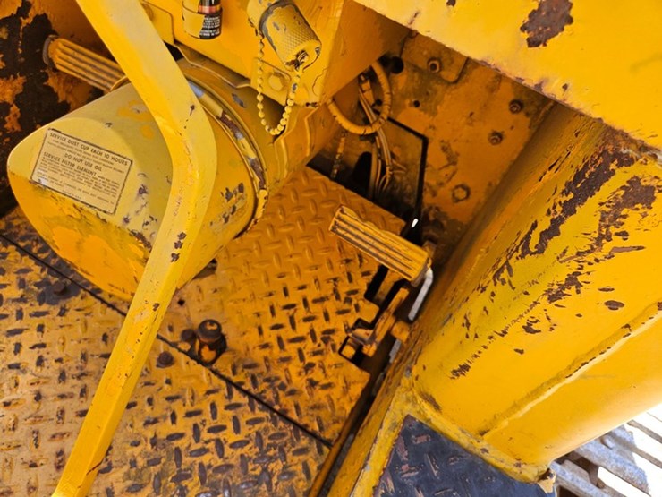 deere-350b-image-29