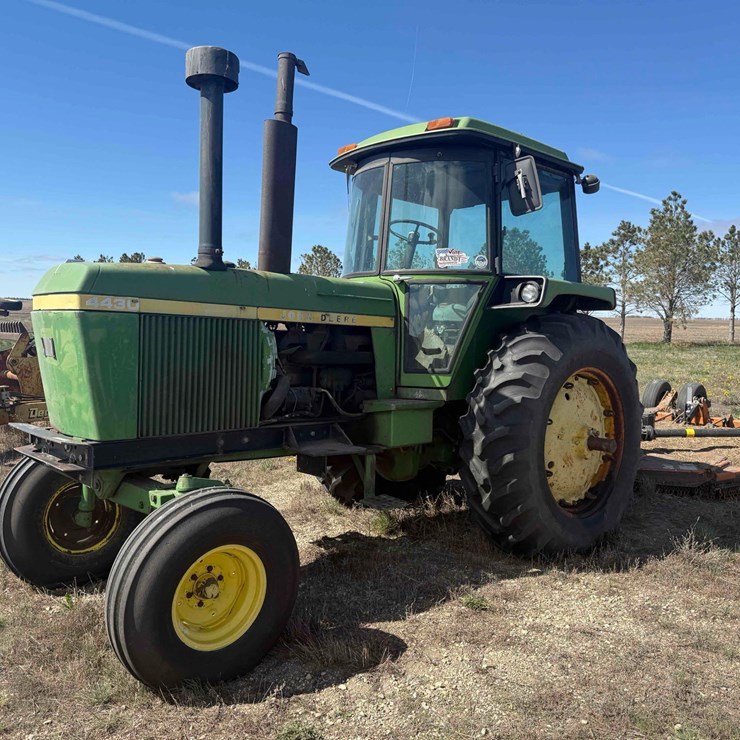 JOHN DEERE 4430