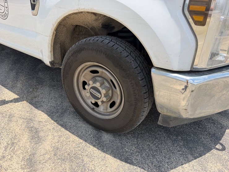2019-ford-f250-image-9