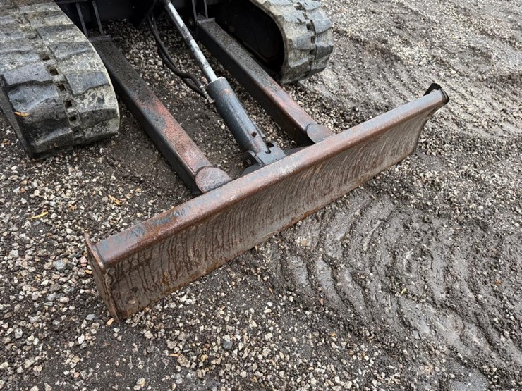 bobcat-331-image-10