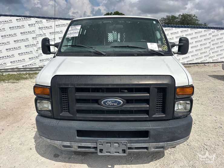 2021-mercedes-benz-sprinter-4500-image-28