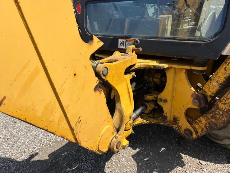 john-deere-310d-image-18