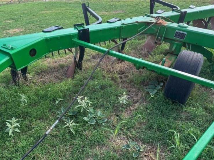 john-deere-3700-image-6