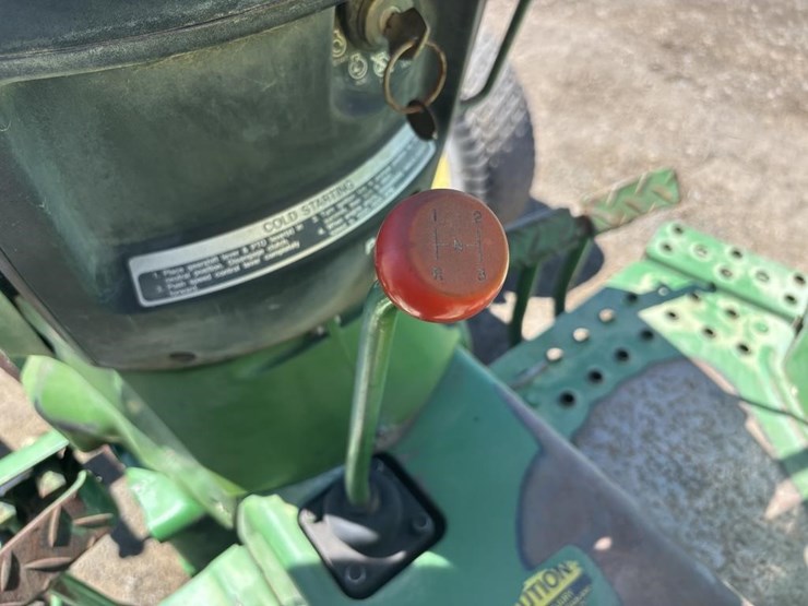 john-deere-1070-image-25