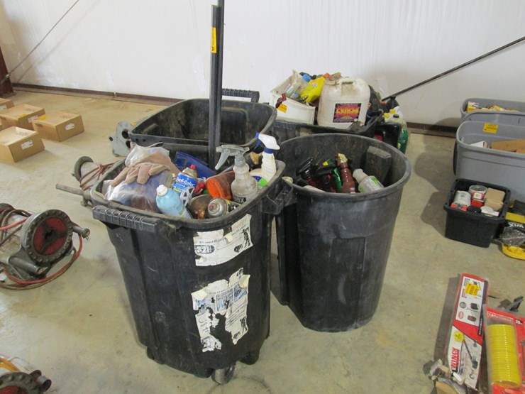#45018-•-lot-of-(3)-waste-baskets-w/contents-inv#45018-image-1