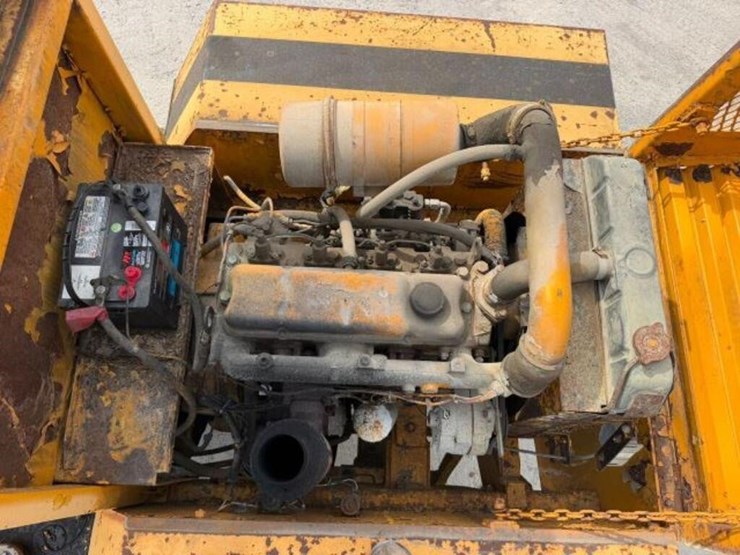 lift-king-4x4-rough-terrain-forklift-image-17