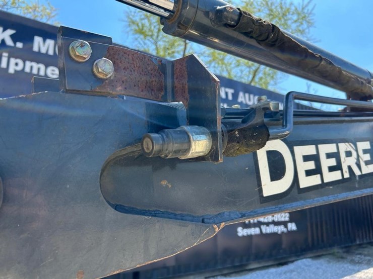 2016-deere-35g-image-9