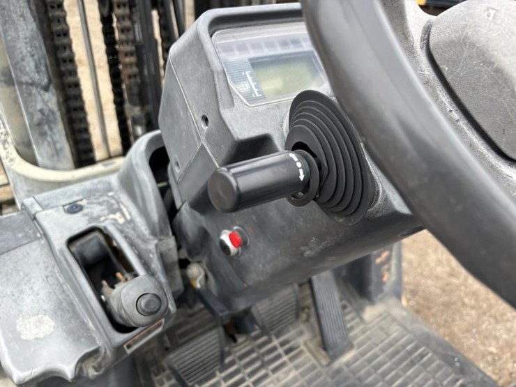 2016-caterpillar-2c6000-image-18