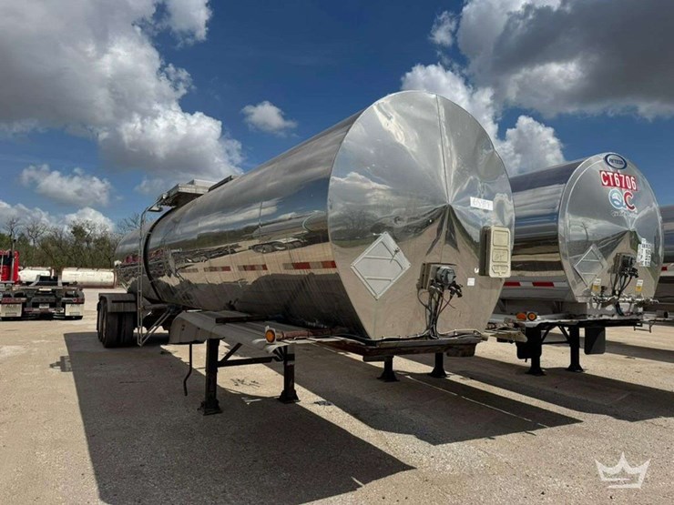 1977-butler-tanker-image-5