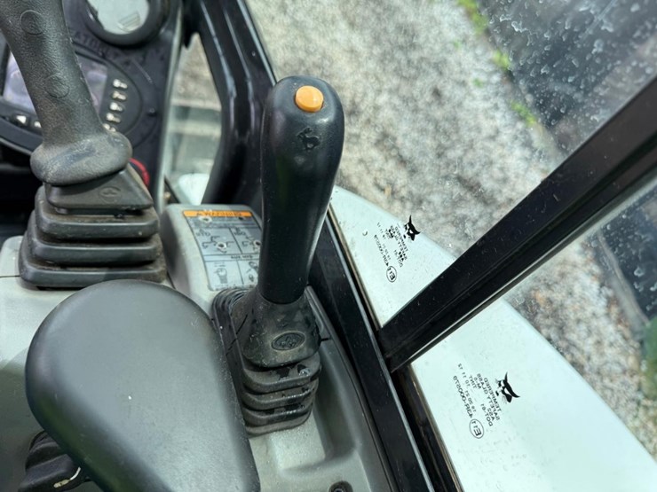 2019-bobcat-e55-image-23
