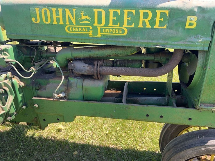 john-deere-b-image-20