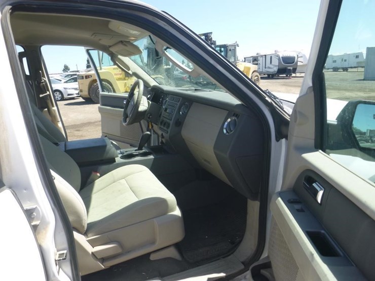 2014-ford-expedition-image-6