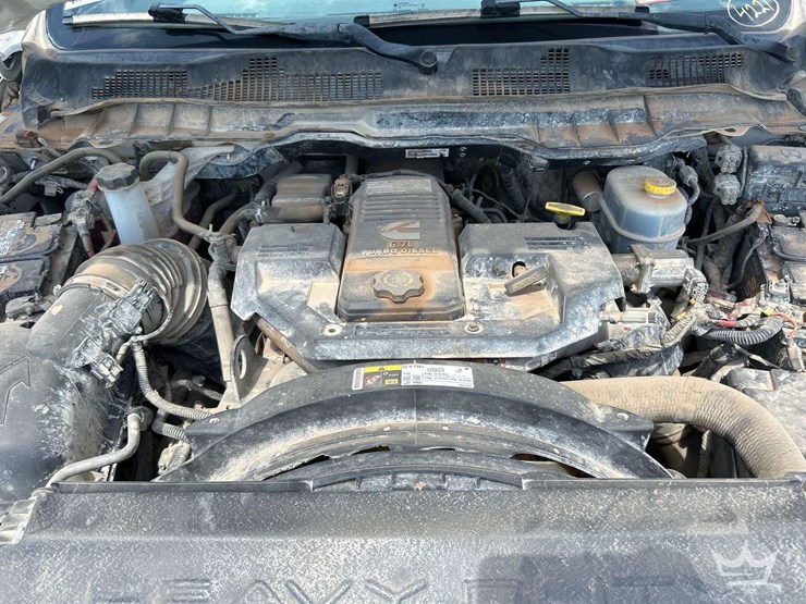 2018-dodge-3500-image-10