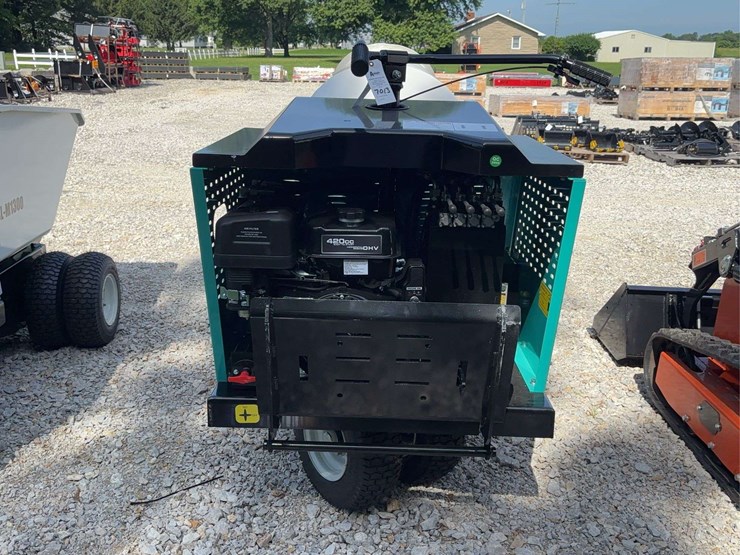 mt800-wheeled-mini-mixer-truck-with-13.5hp-gasoline-engine-image-4