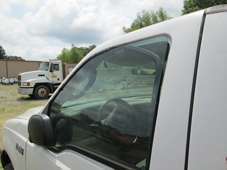 2004-ford-f250-image-18
